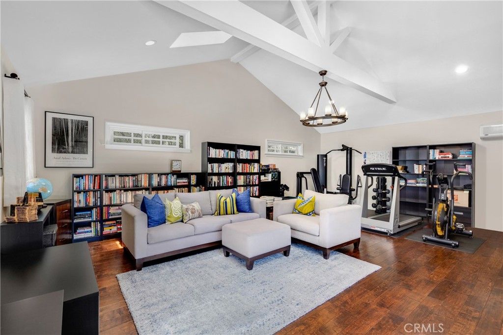 Image 33 of property listing at 11156 Valley Spring Lane, Studio City, CA 91602