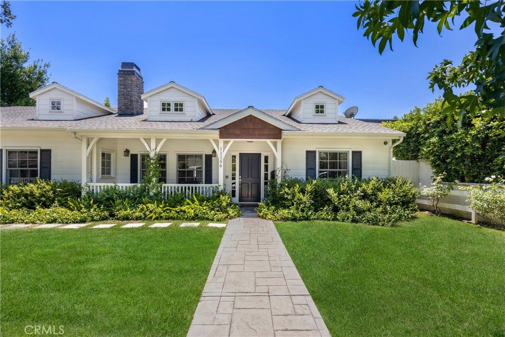 Image 35 of property listing at 11156 Valley Spring Lane, Studio City, CA 91602
