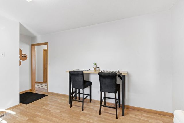 504 E Burford Street, Marshfield, MO 65706