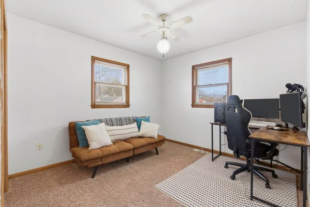 504 E Burford Street, Marshfield, MO 65706