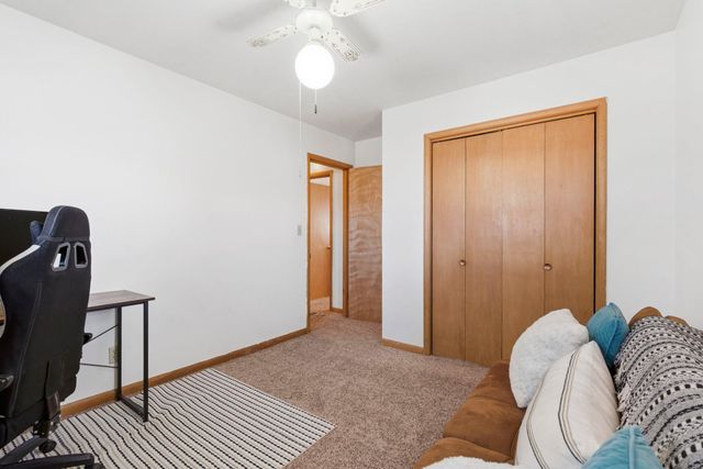 504 E Burford Street, Marshfield, MO 65706