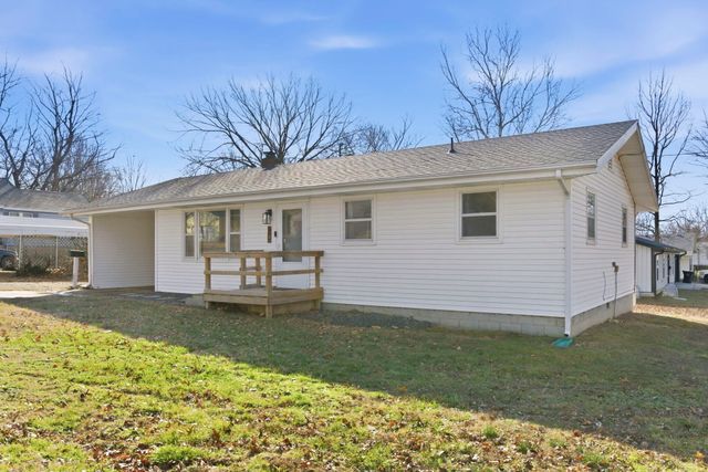 504 E Burford Street, Marshfield, MO 65706