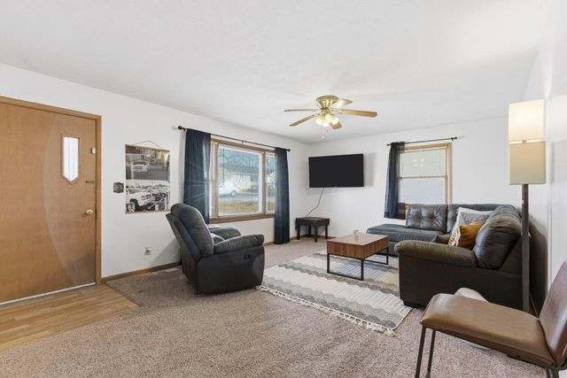 504 E Burford Street, Marshfield, MO 65706