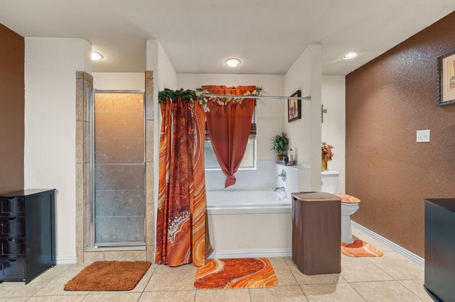 439 Stone Mountain, Cresson, TX 76035