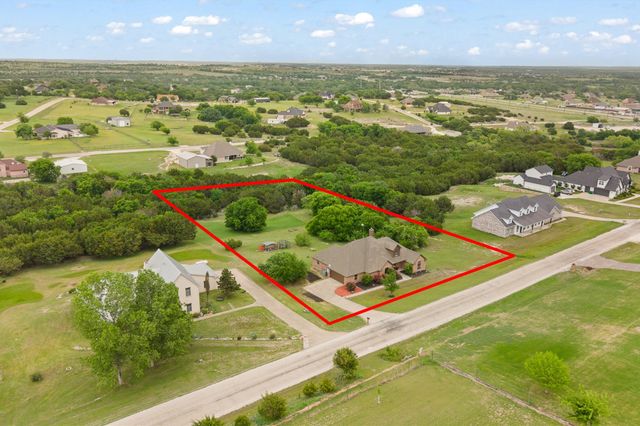439 Stone Mountain, Cresson, TX 76035