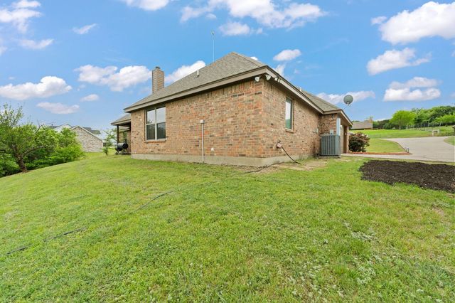 439 Stone Mountain, Cresson, TX 76035