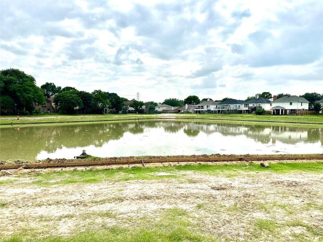 23023 Canal Road, Richmond, TX 77406