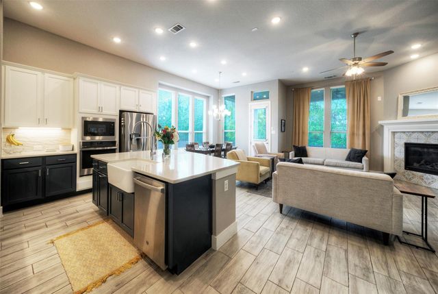 2012 Matlock CIR, Hutto, TX 78634
