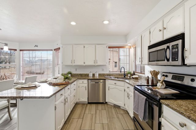 2679 W BUILDERS DR, Taylorsville, UT 84118