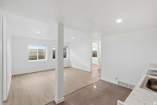 2679 W BUILDERS DR, Taylorsville, UT 84118