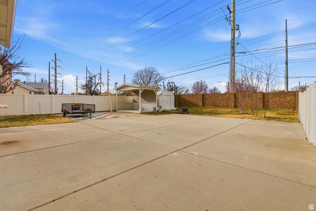 2679 W BUILDERS DR, Taylorsville, UT 84118