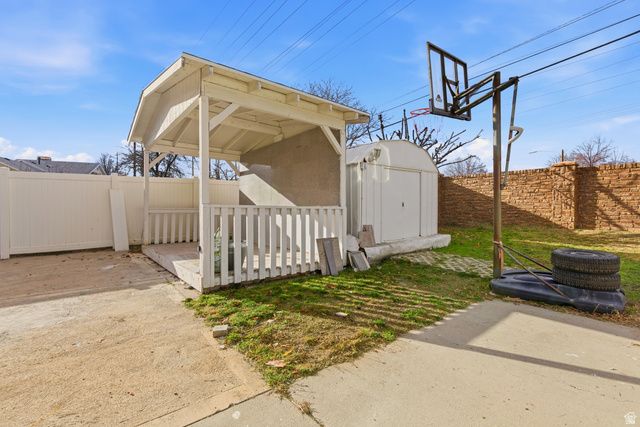 2679 W BUILDERS DR, Taylorsville, UT 84118