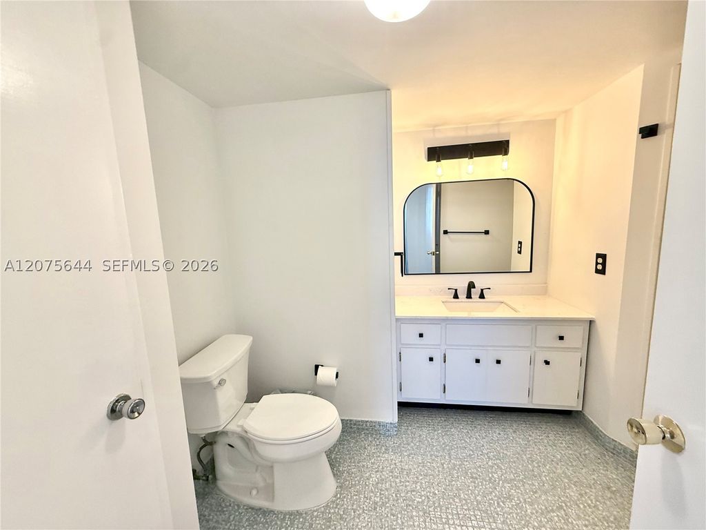 1351 NE Miami Gardens Dr 626E, Miami, FL 33179
