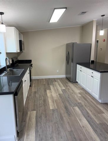 5147 ROCK DOVE LOOP, Lakeland, FL 33810