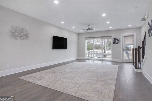 687 Banton Drives NW, Atlanta, GA 30318