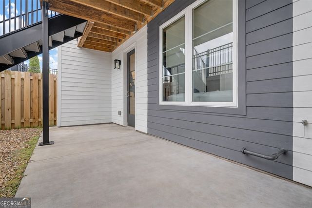 687 Banton Drives NW, Atlanta, GA 30318