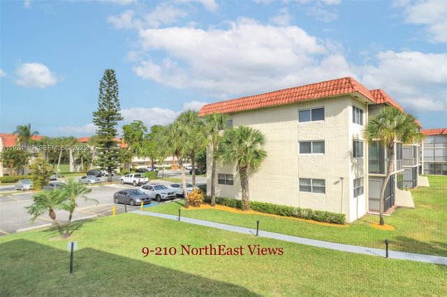 9800 N Hollybrook Lake Dr 210, Pembroke Pines, FL 33025