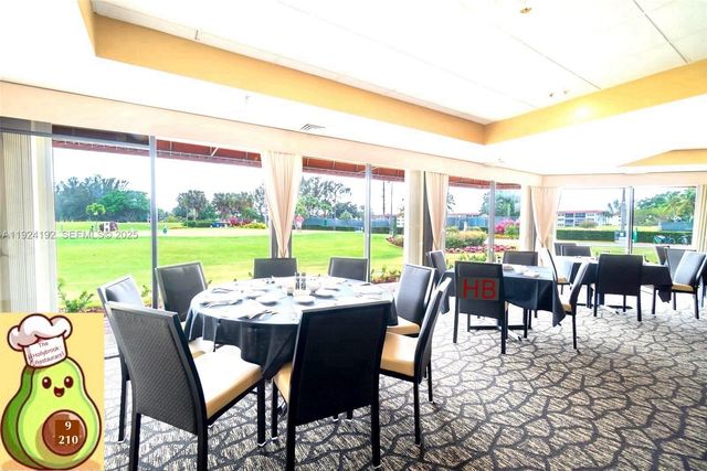 9800 N Hollybrook Lake Dr 210, Pembroke Pines, FL 33025