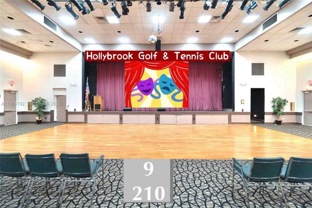 9800 N Hollybrook Lake Dr 210, Pembroke Pines, FL 33025