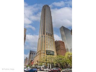 800 N MICHIGAN Avenue 3501, Chicago, IL 60611