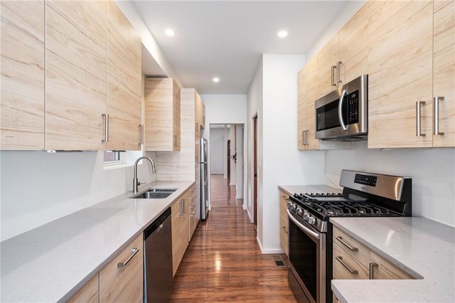 63 S 16th St, South Side, PA 15203