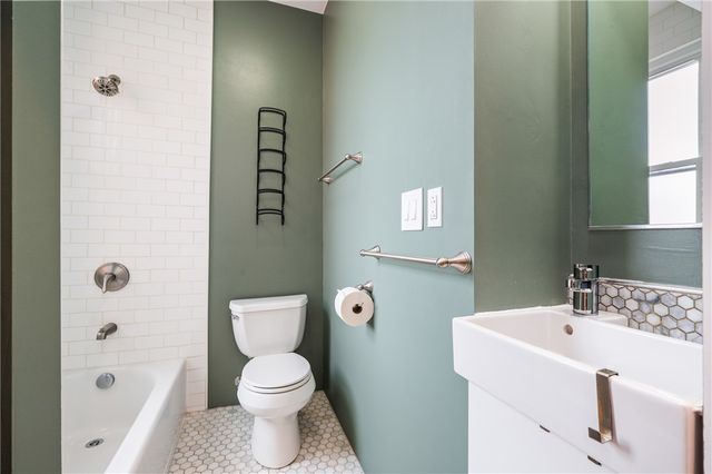 63 S 16th St, South Side, PA 15203