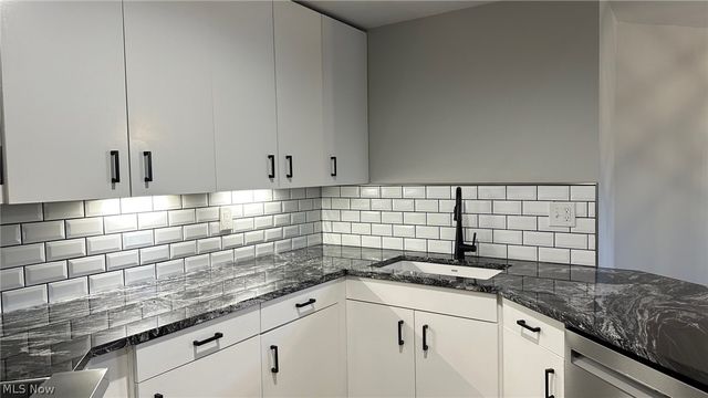 2337 W 11th Street 6, Cleveland, OH 44113