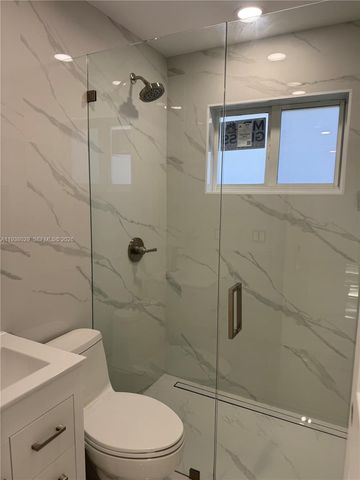 6091 SW 64th Ter, South Miami, FL 33143