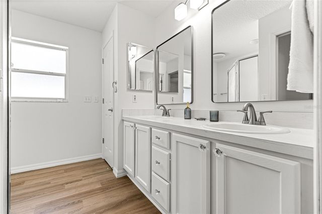 1134 SALIDO AVENUE, Lady Lake, FL 32159