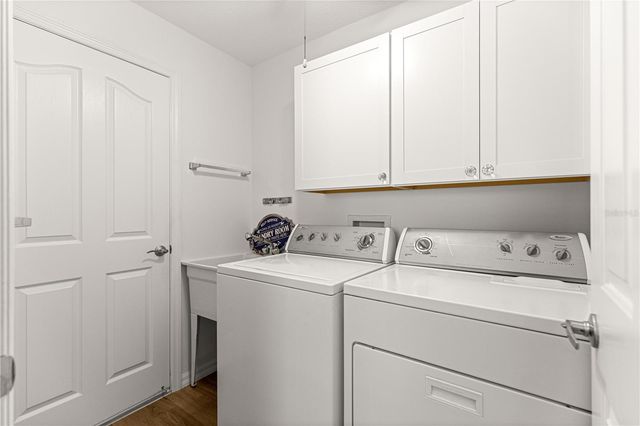 1134 SALIDO AVENUE, Lady Lake, FL 32159