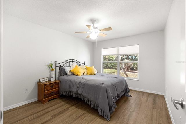 1134 SALIDO AVENUE, Lady Lake, FL 32159