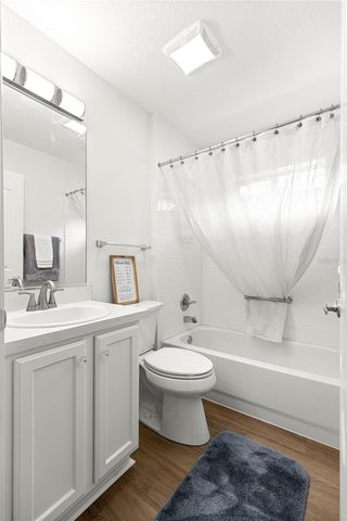 1134 SALIDO AVENUE, Lady Lake, FL 32159