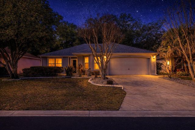 1134 SALIDO AVENUE, Lady Lake, FL 32159