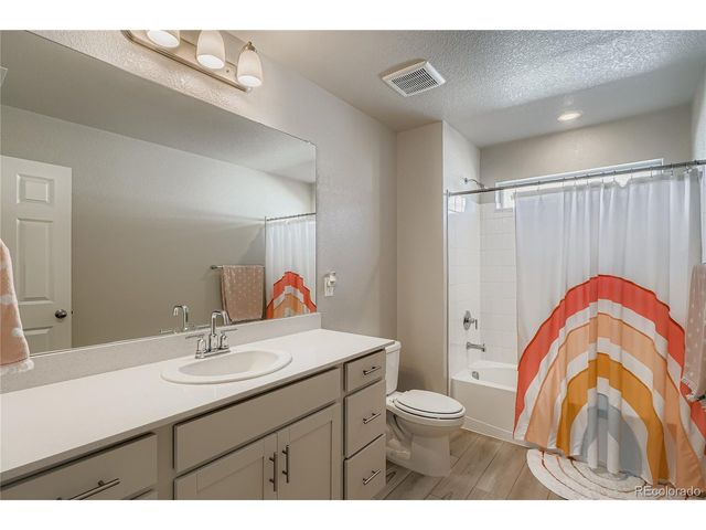 9148 Salida St, Commerce City, CO 80022