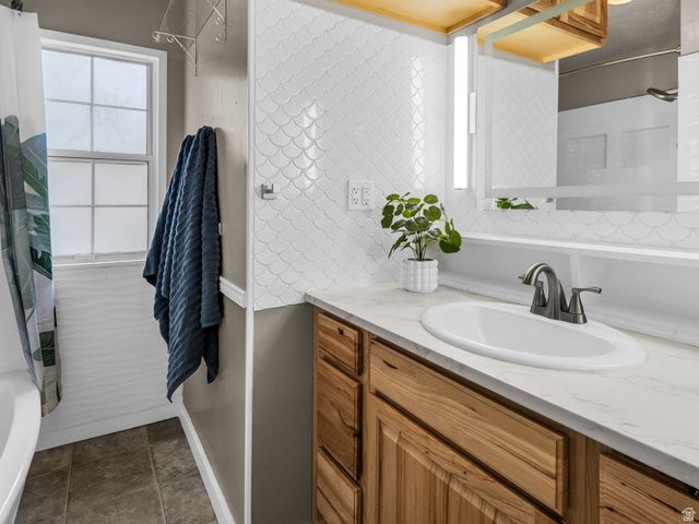 2554 W 6000 S, Roy, UT 84067