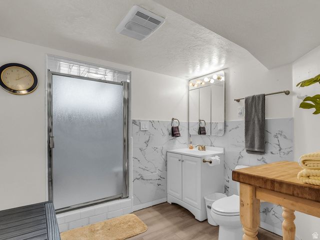 2554 W 6000 S, Roy, UT 84067