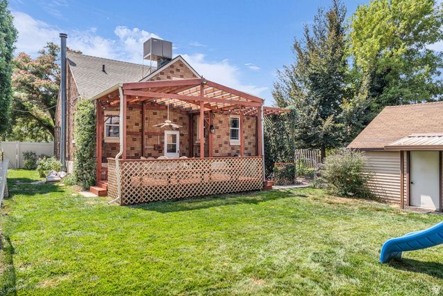 2554 W 6000 S, Roy, UT 84067