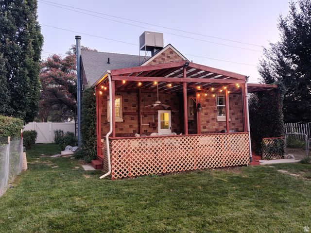 2554 W 6000 S, Roy, UT 84067