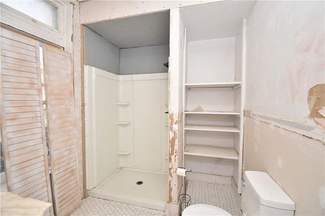 1308 N 11th Street, St Joseph, MO 64501