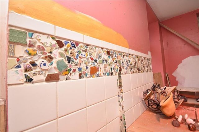 1308 N 11th Street, St Joseph, MO 64501