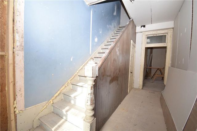 1308 N 11th Street, St Joseph, MO 64501