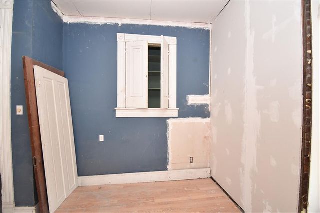 1308 N 11th Street, St Joseph, MO 64501