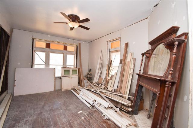 1308 N 11th Street, St Joseph, MO 64501