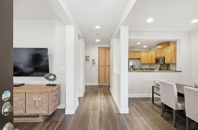 7942 English Oak Circle, Gilroy, CA 95020