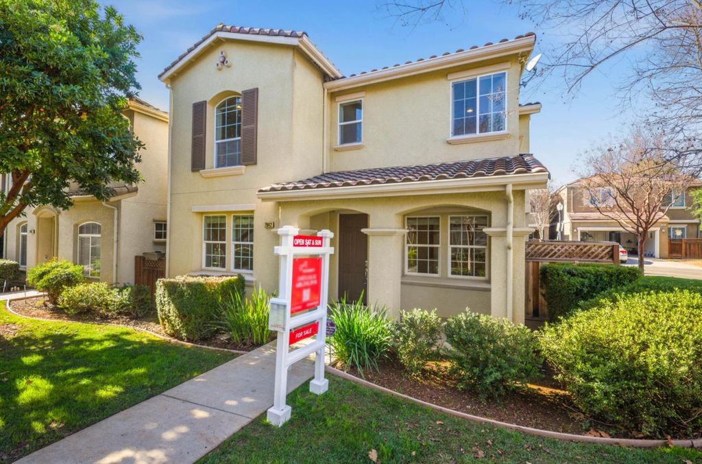 7942 English Oak Circle, Gilroy, CA 95020