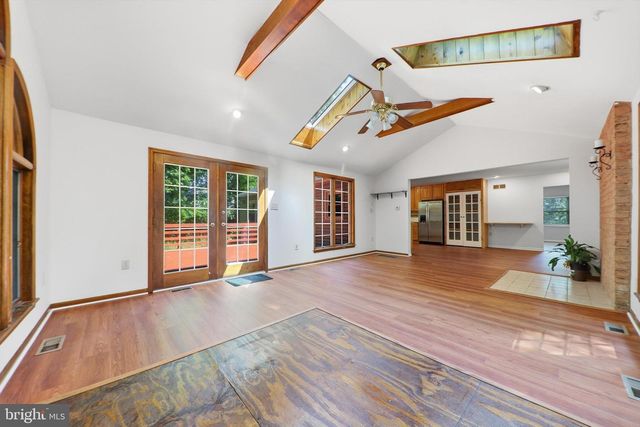 10322 OLD LIBERTY RD, Frederick, MD 21701