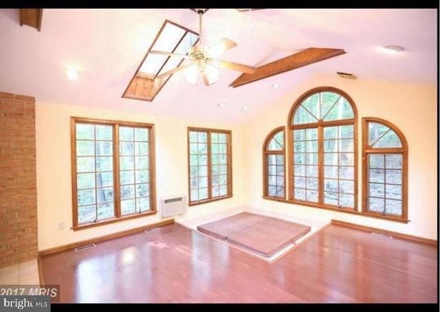 10322 OLD LIBERTY RD, Frederick, MD 21701