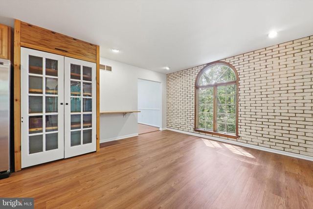 10322 OLD LIBERTY RD, Frederick, MD 21701