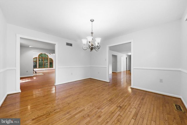 10322 OLD LIBERTY RD, Frederick, MD 21701