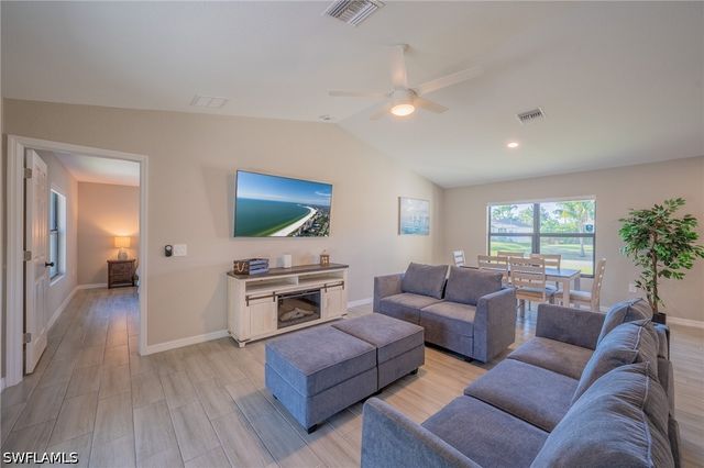 8152 Pelican RD, Fort Myers, FL 33967